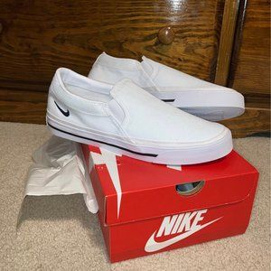 NWOT Nike Court Legacy Slip-On